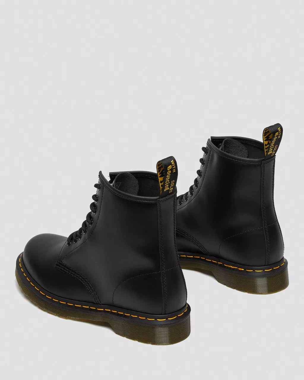 DR. MARTENS ANFIBIO 1460 BLACK SMOOTH ICONICO