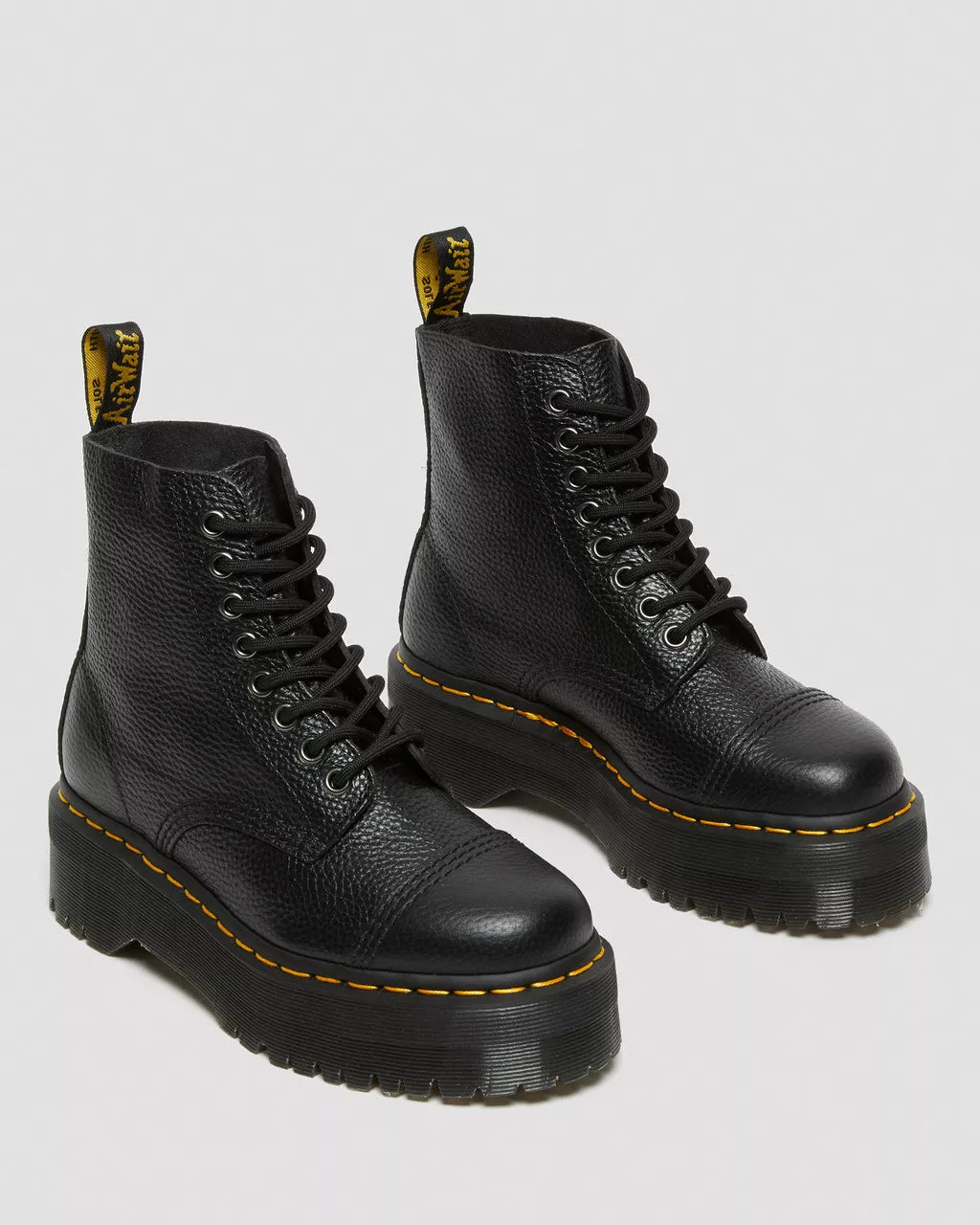 DR. MARTENS ANFIBIO PLATFORM NAPPA SINCLAIR NERO