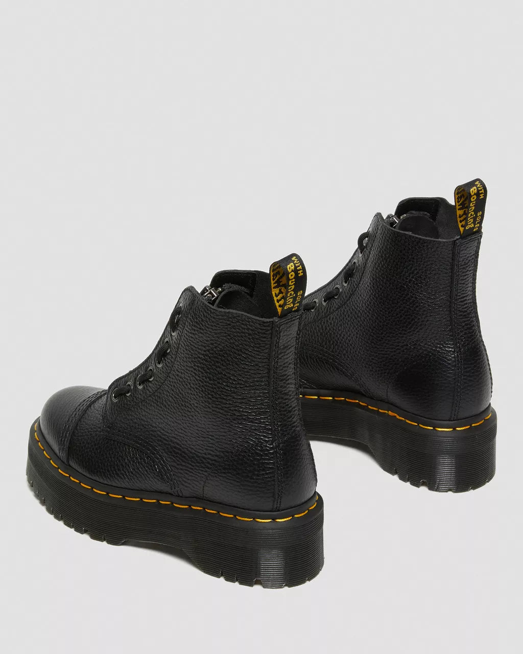 DR. MARTENS ANFIBIO PLATFORM NAPPA SINCLAIR NERO