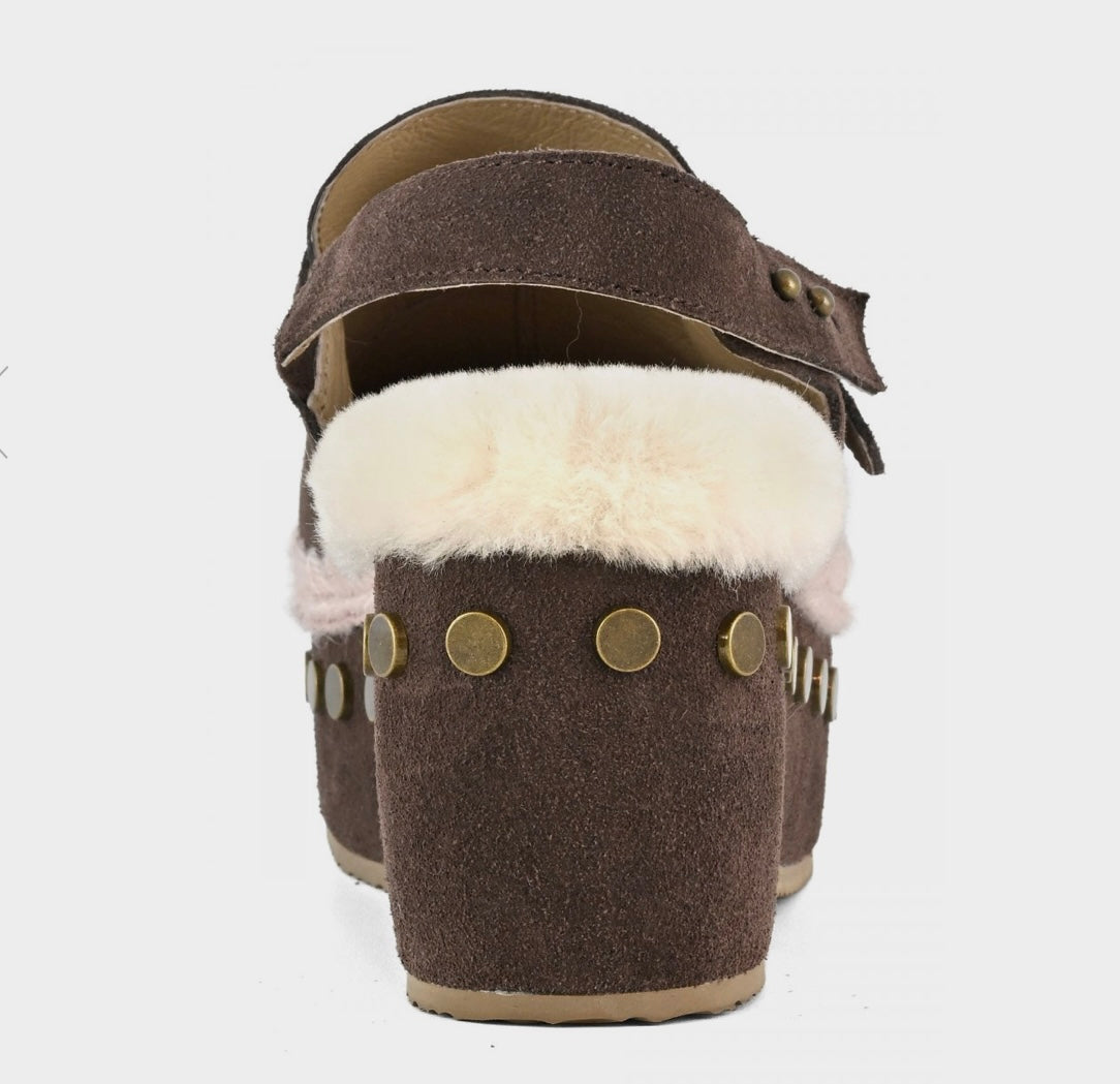 MOU CLOG BAG STRAP MOCHA MARRONE
