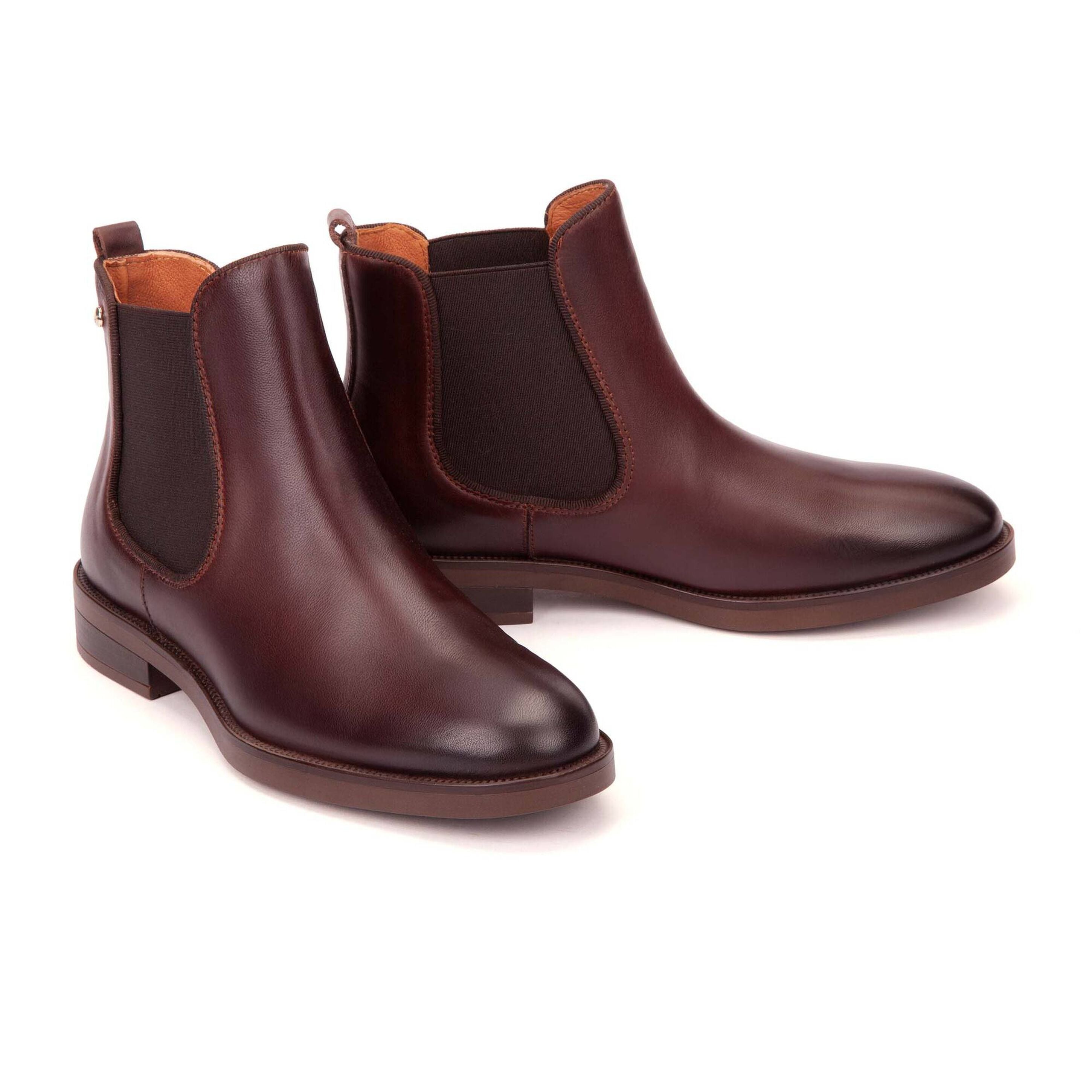 PIKOLINOS PUERTOLLANO W3C 8594 CAOBA