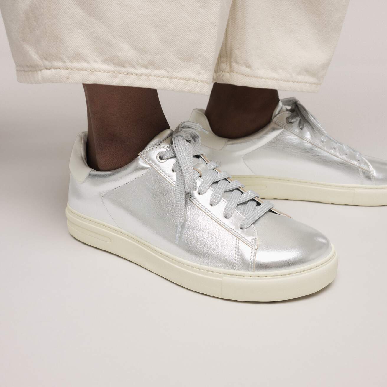 BIRKENSTOCK BEND LOW METALLIC SILVER