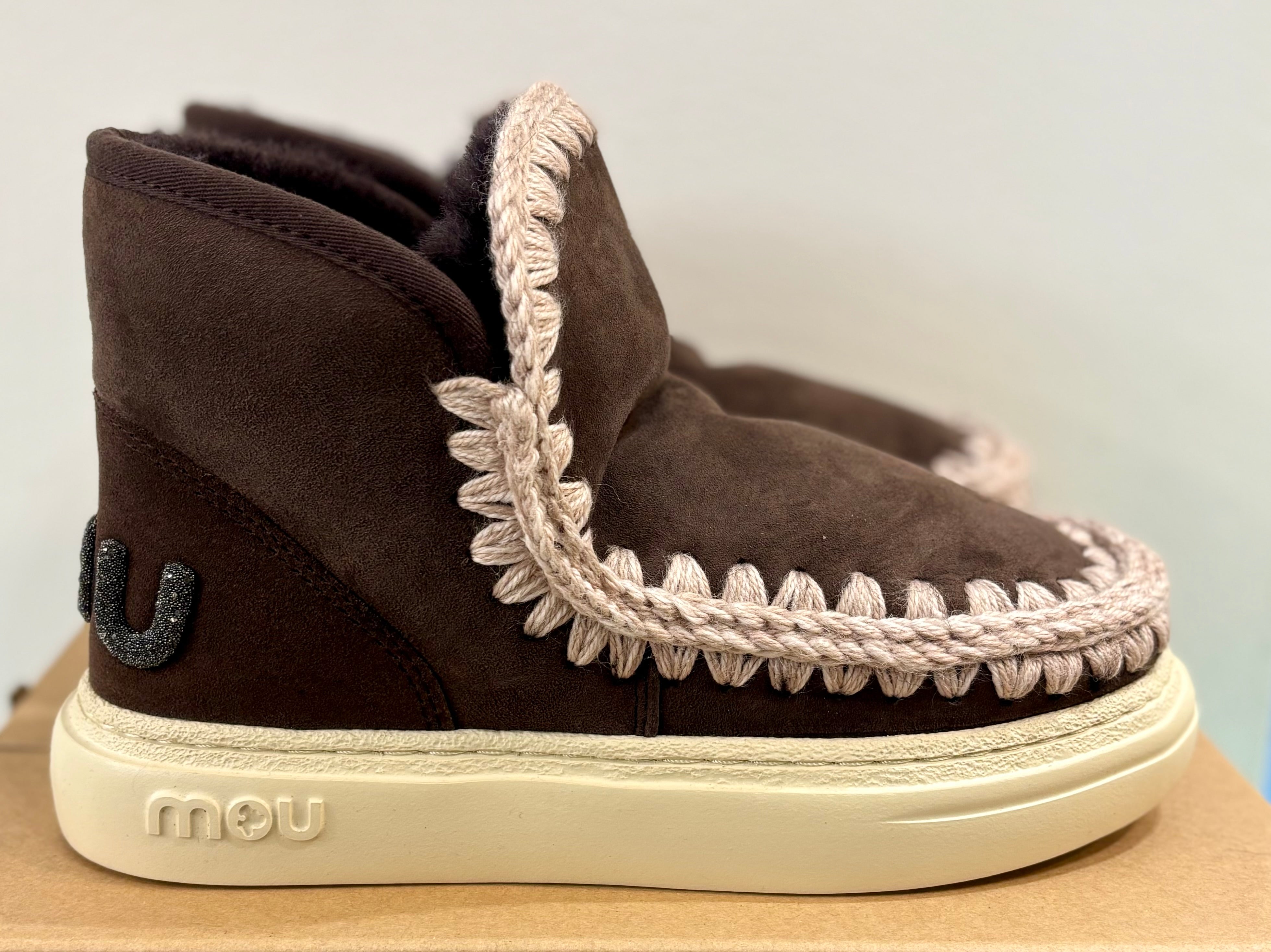 MOU ESKIMO SNEAK BOLD GLITTER LOGO MOCHA