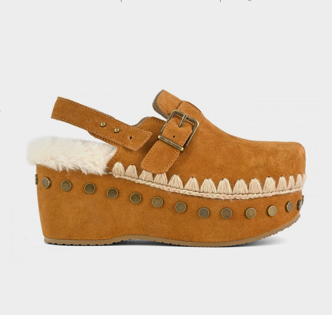 MOU CLOG BAG STRAP CARCF CHESTNUT