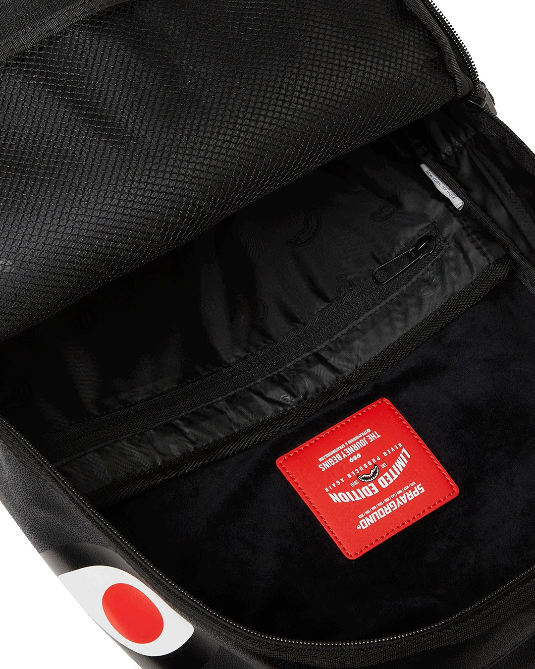 Sprayground ZAINO BLACKOUT SHARK DLXSV BACKPACK